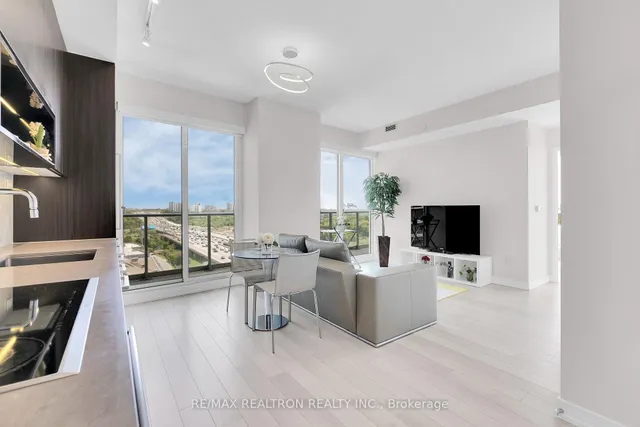 Additional image 5 of 115 McMahon Dr Unit 1110