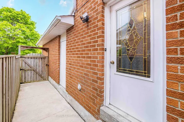 Additional image 46 of 40 Canmore Blvd