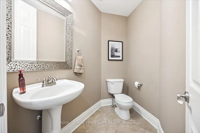 Additional image 7 of 113 Royal West Dr