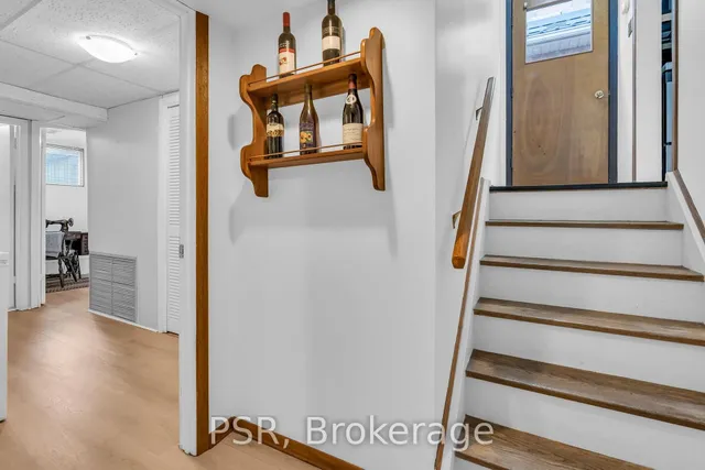 Additional image 28 of 42 Scarboro Ave