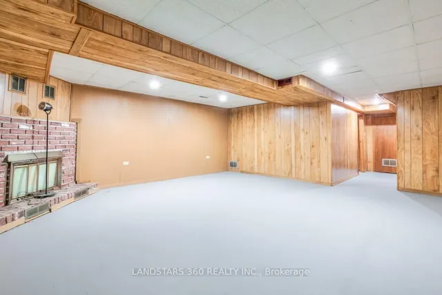 Additional image 30 of 28 Artillery St