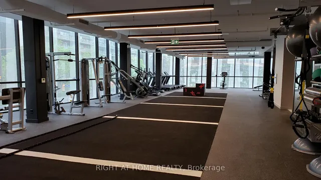 Additional image 28 of 85 Wood St Unit 1615