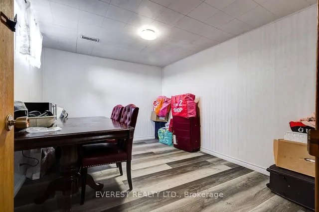 Additional image 22 of 68 Forest Hill Cres