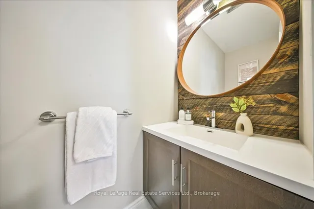 Additional image 10 of 1331 Treeland St