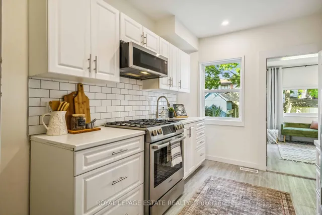 Additional image 12 of 166 Bingham Ave