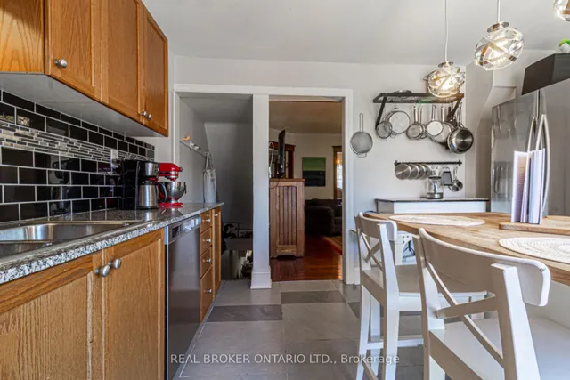 Additional image 16 of 165 Leinster Ave