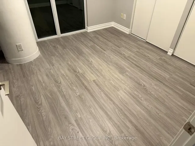 Additional image 11 of 5101 Dundas St Unit 604