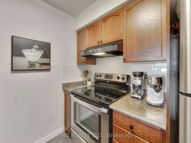 Additional image 24 of 60 Heintzman St Unit 640