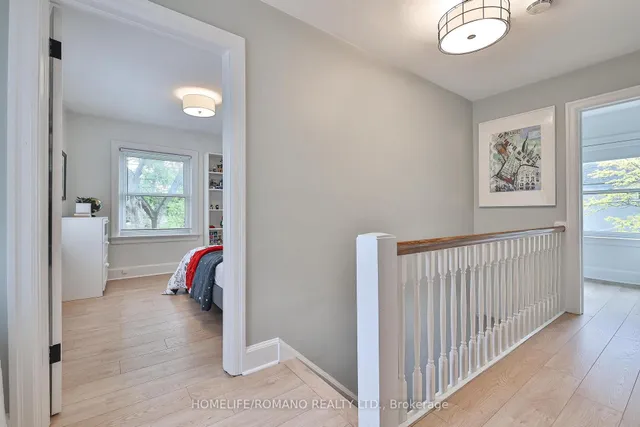 Additional image 35 of 542 Deloraine Ave