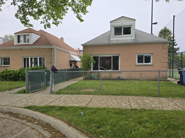 2130 W Highland Ave, Chicago, IL 60659