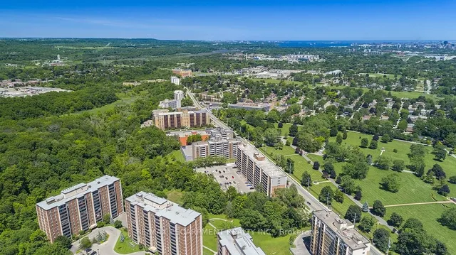 Additional image 48 of 1964 Main St Unit 1001