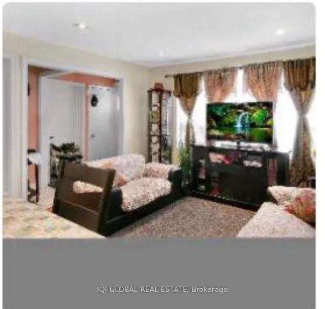 Additional image 3 of 17 Mack Ave