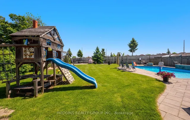 Additional image 40 of 1376 Avon Dr