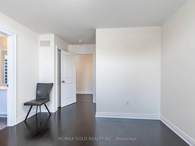 Additional image 32 of 4 Wainwright Dr