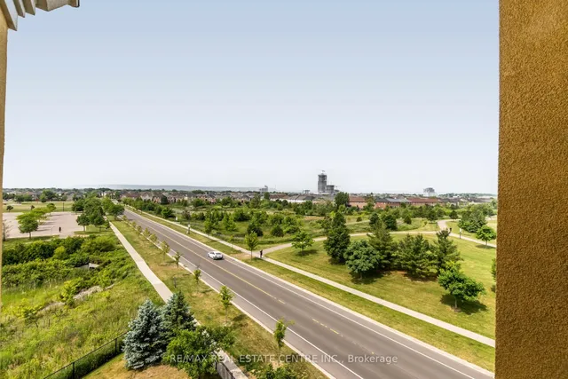 Additional image 37 of 1421 Costigan Rd Unit 504