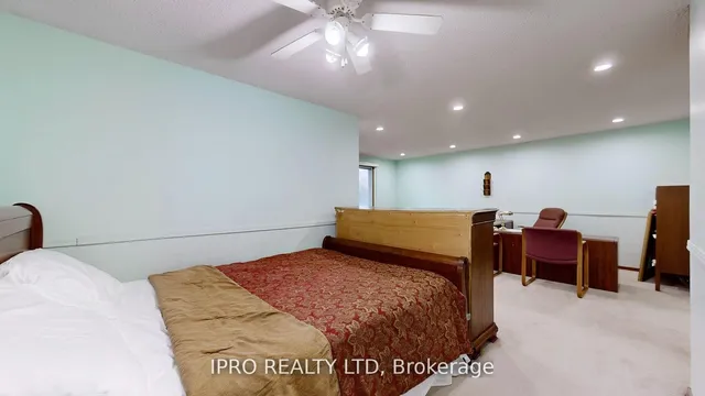 Additional image 17 of 32 Dafoe Cres