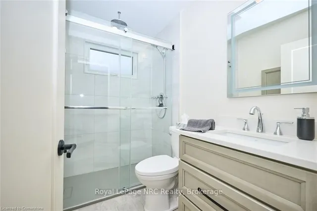 Additional image 20 of 30 Carmen Ave