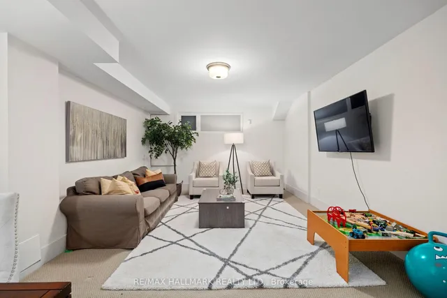 Additional image 21 of 68 Boulton Ave