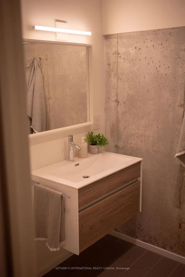 Additional image 41 of 79 Eaton Ave Unit A