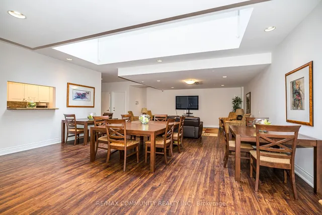 Additional image 32 of 980 Yonge St Unit 513