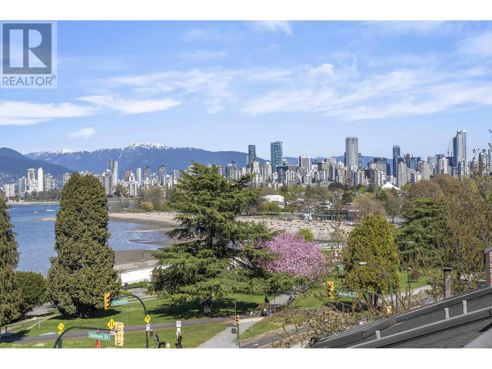 PH5 2410 CORNWALL AVENUE|Vancouver, British Columbia V6K1B8