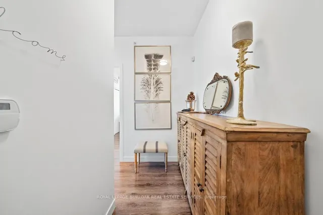 Additional image 3 of 2087 Fairview St Unit 1809