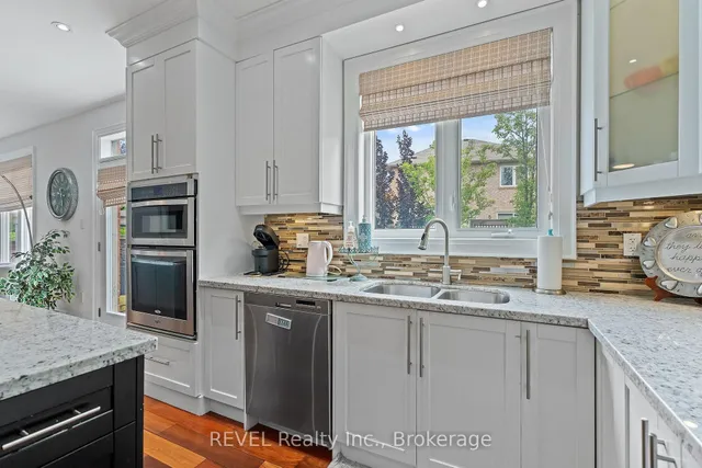 Additional image 17 of 401 Schreyer Cres