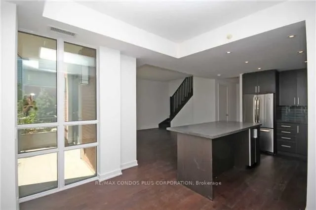 Additional image 6 of 2212 Lake Shore Blvd Unit TH01