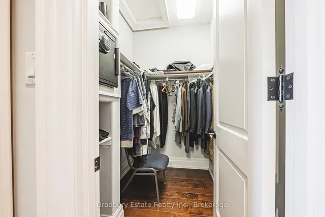 Additional image 19 of 221 Glover Rd