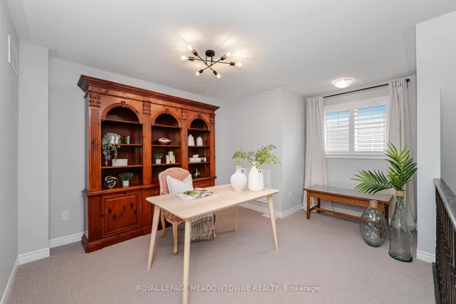 Additional image 23 of 68 Amarillo Rd