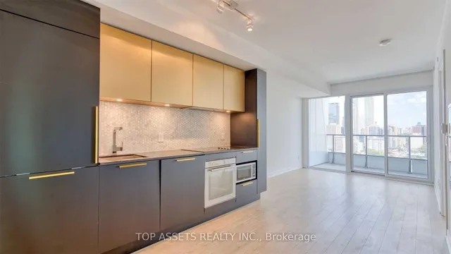 Additional image 3 of 85 Wood St Unit 2607