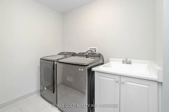Additional image 39 of 50 Donald Stewart Rd