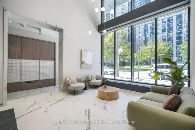 Additional image 21 of 65 Mutual St Unit 1506