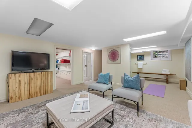 Additional image 34 of 77 Highbourne Rd