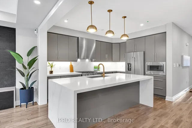 Additional image 11 of 6 Vaudeville Dr