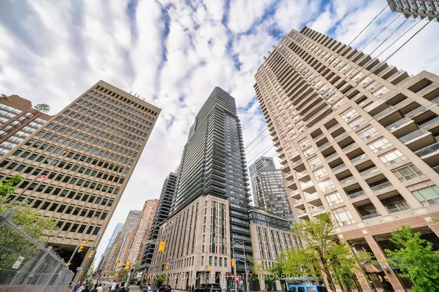 Additional image 2 of 955 Bay St Unit 2109