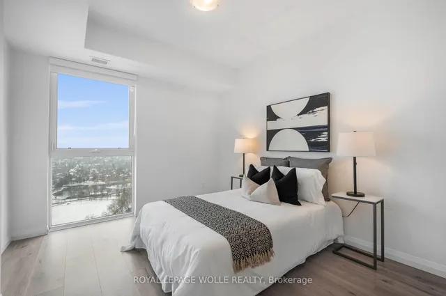 Additional image 11 of 60 Charles St Unit 2405