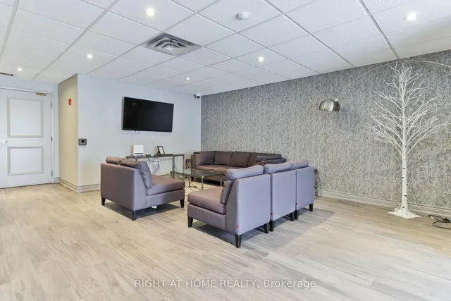 Additional image 28 of 330 Adelaide St Unit 308