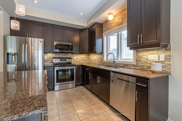 Additional image 11 of 75 Chamomile Dr