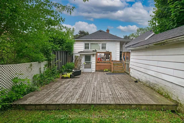 Additional image 16 of 45 Wexford Ave