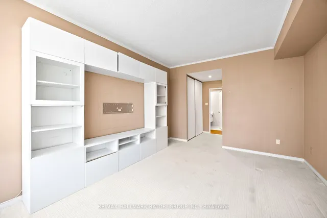 Additional image 11 of 18 Lower Village Gate Unit 708