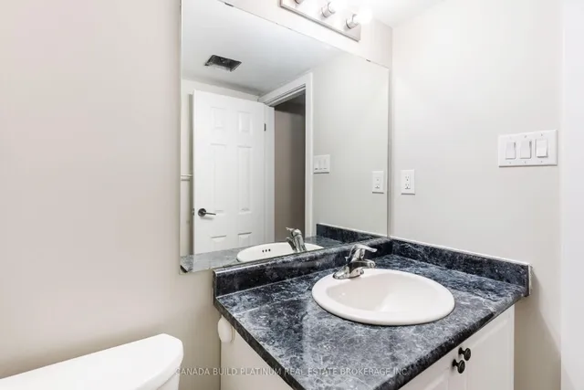 Additional image 46 of 75 Baffin Cres