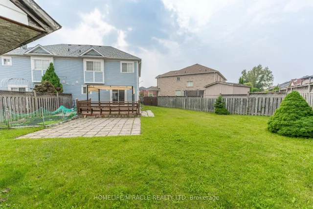 Additional image 36 of 56 Viceroy Cres