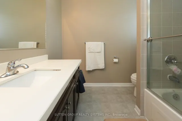 Additional image 22 of 35 Bleasdale Ave