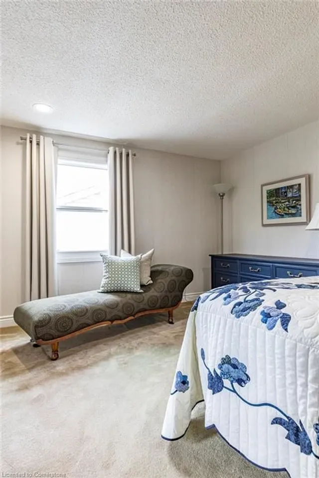 Additional image 23 of 1 Leith Crt