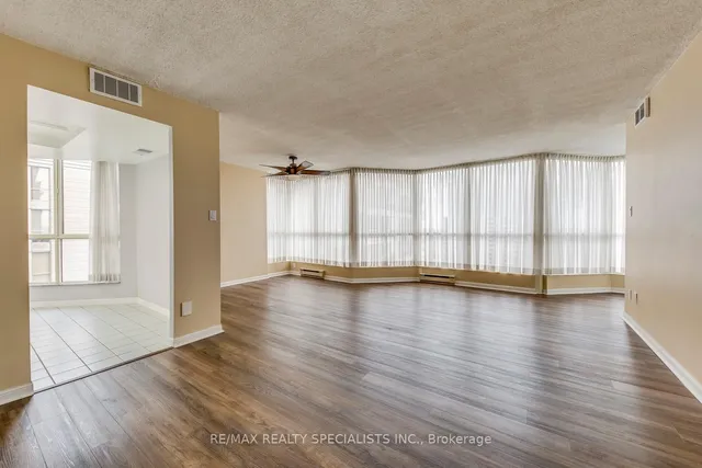 Additional image 9 of 55 Kingsbridge Garden Circ Unit 2213