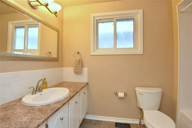 Additional image 33 of 227 East 8th St