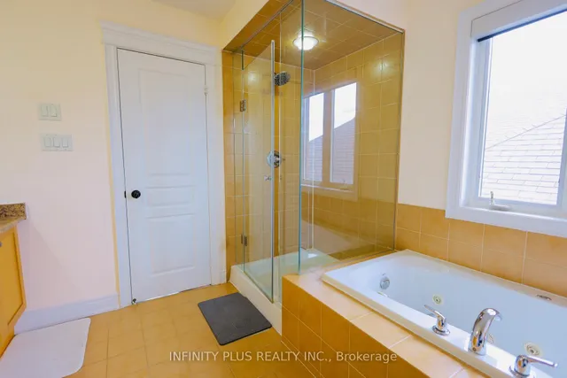 Additional image 17 of 3 Lacoste Blvd