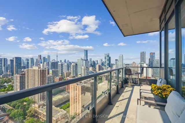 Additional image 9 of 159 Wellesley St Unit 3008