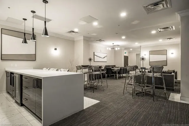 Additional image 32 of 118 King Street East St Unit 723